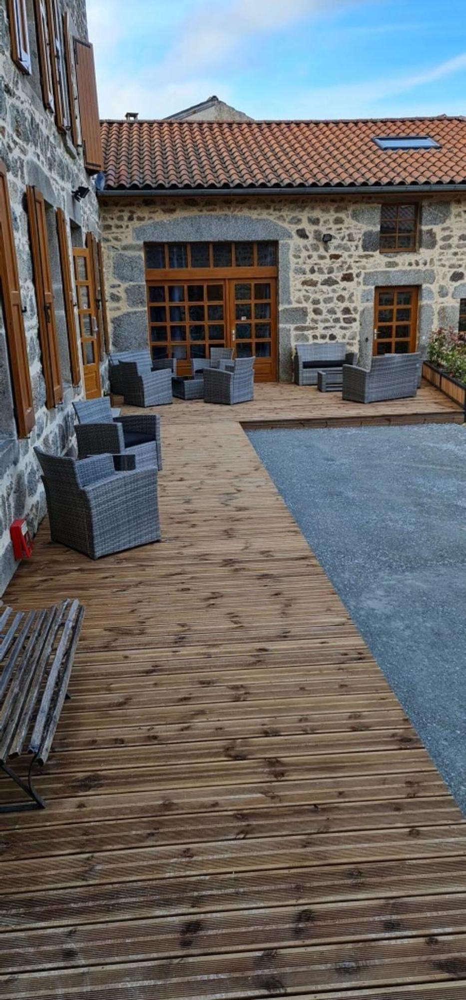 L'Auberge De La Source La Valla-sur-Rochefort ภายนอก รูปภาพ