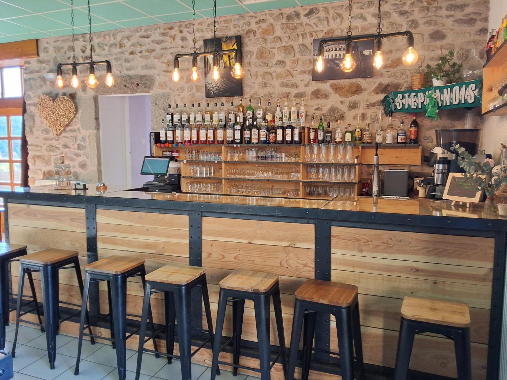 L'Auberge De La Source La Valla-sur-Rochefort ภายนอก รูปภาพ